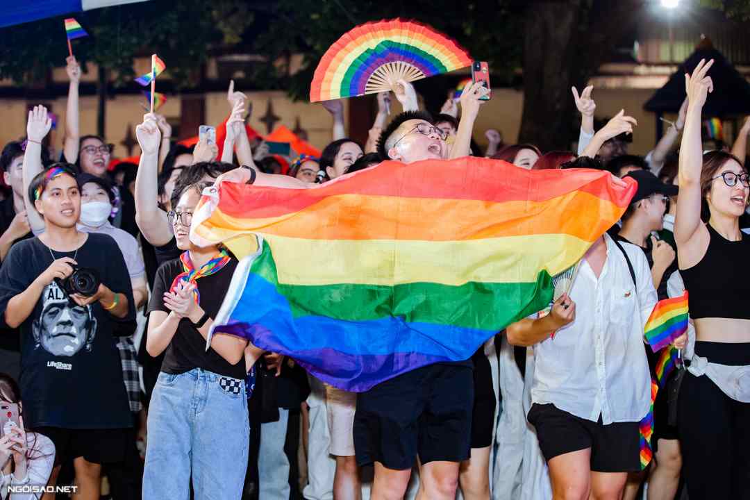 Cách để LGBT phối hợp với xã hội